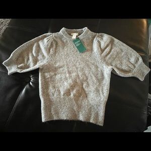 HM sweater.